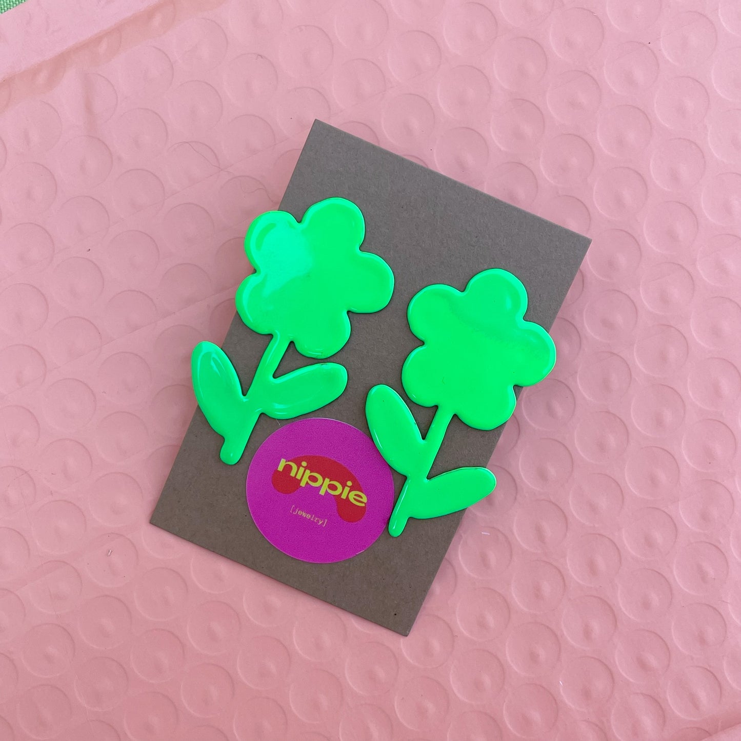 Kelly Green Flowers with Stems