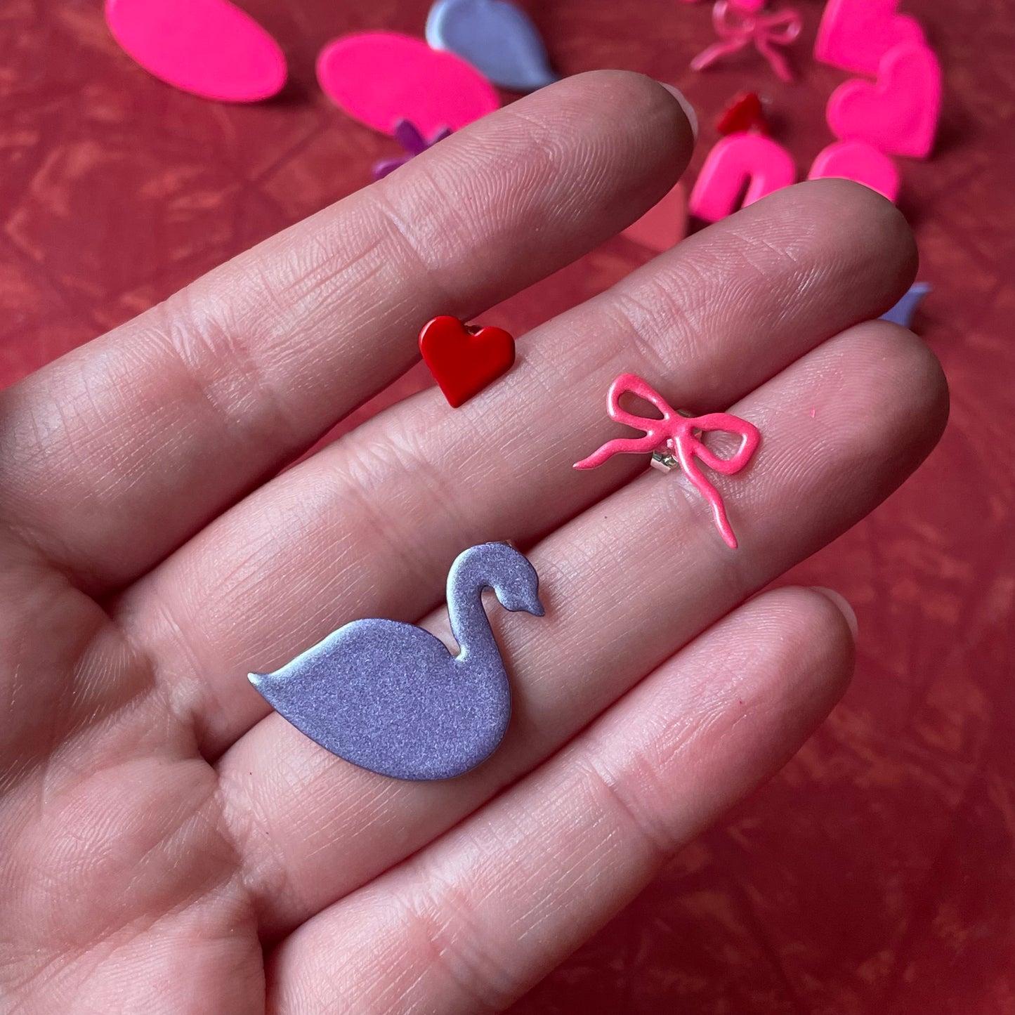 Little Lavender Sparkle Swans